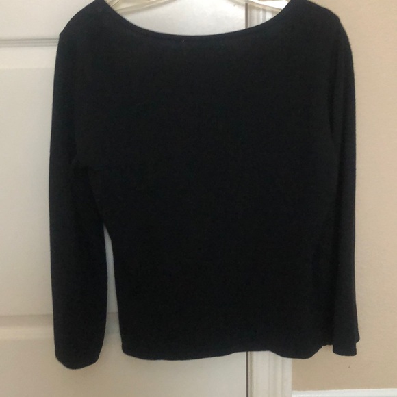 Vintage Flower Design Sweater - Picture 2 of 9
